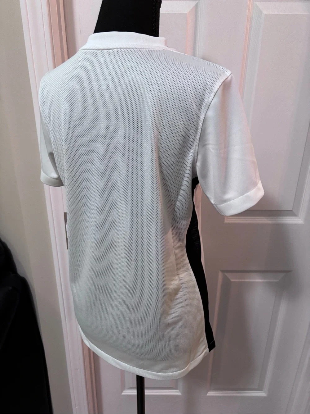 Nike Women’s White Soccer/Football Jersey